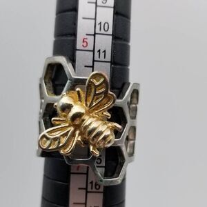 Queen Bee high fashion Honeycomb bee hive ring‎ size 6.5